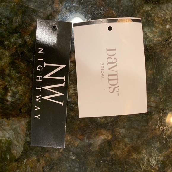 Nightway Sequin Prom Dress Size 8 - Picture 6 of 6